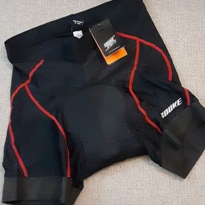 Cycling shorts